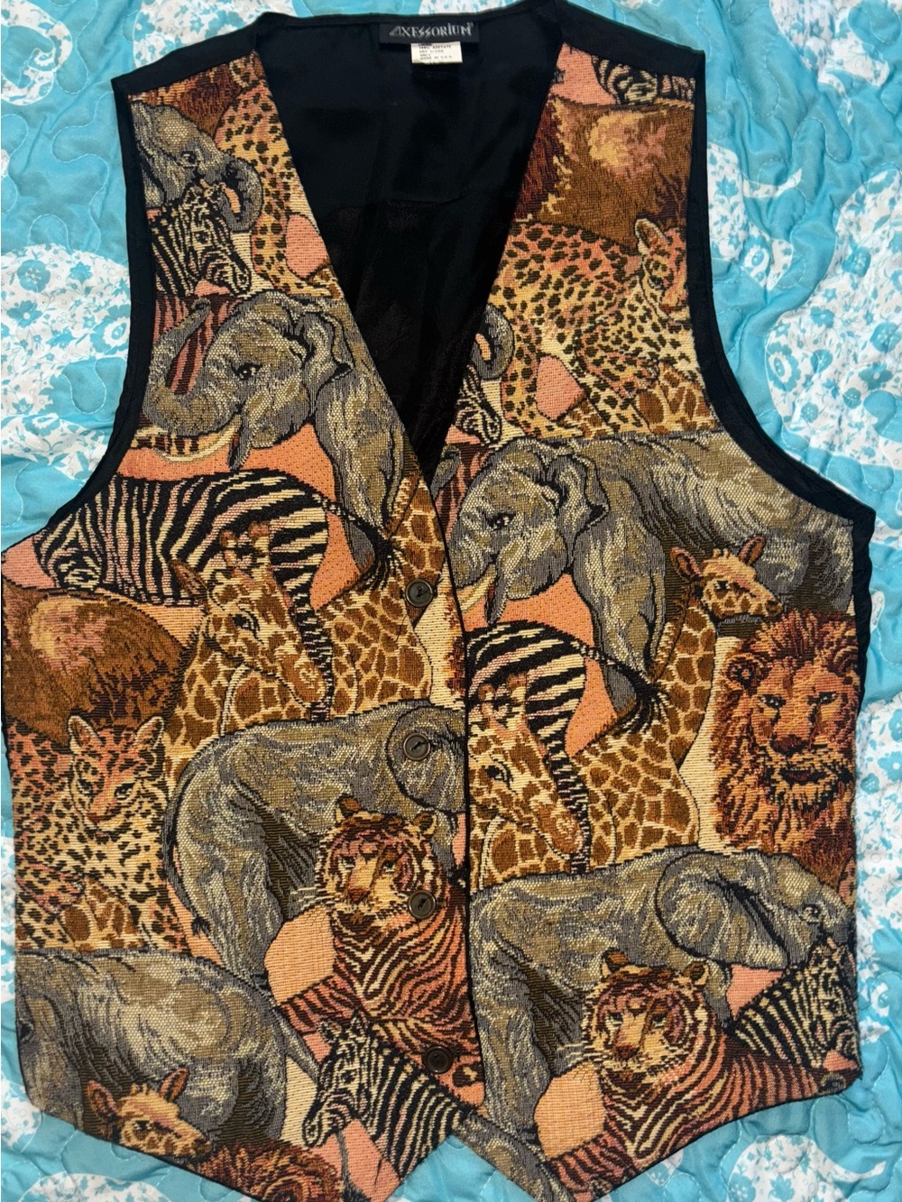 vintage 1990s safari-themed animal tapestry vest by AXES SORIUM~ women’s M/L